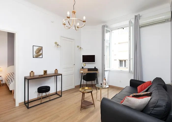 2 Rooms Apartment, Near The Sea And Local Market